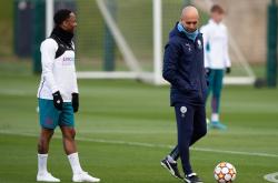 爱游戏官网网页版入口-关于球队备战欧冠决赛，全队加紧训练的信息