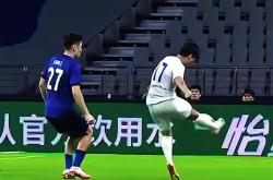 爱游戏官方入口-进球瞬间成为比赛中最耀眼的一刻