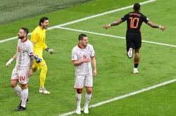 爱游戏体育链接-北马其顿队不敌斯洛文尼亚，欧锦赛前景蒙上阴影的简单介绍