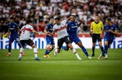 爱游戏入口-伯明翰击败对手，提升积分榜排名