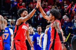 爱游戏入口-火箭大胜灰熊，取得必要胜利