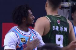 爱游戏官方入口-新疆男篮客场逆转南京队，夺得关键胜利