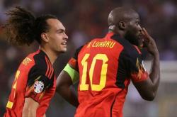 爱游戏app-卢森堡队先发制人，斩获欧洲杯预选赛惊喜胜利(卢森堡队先发制人,斩获欧洲杯预选赛惊喜胜利的球员)