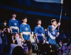爱游戏网页版入口-包含金鹰特攻迎战苍狼突击，战术得当压制对手，统治赛场毫无争议的词条