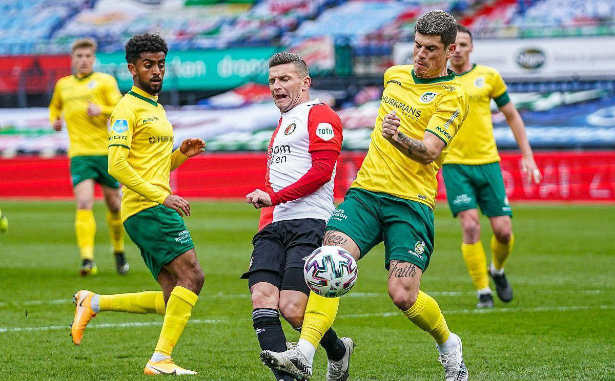 沙尔克球员发挥出色，全队斩获分