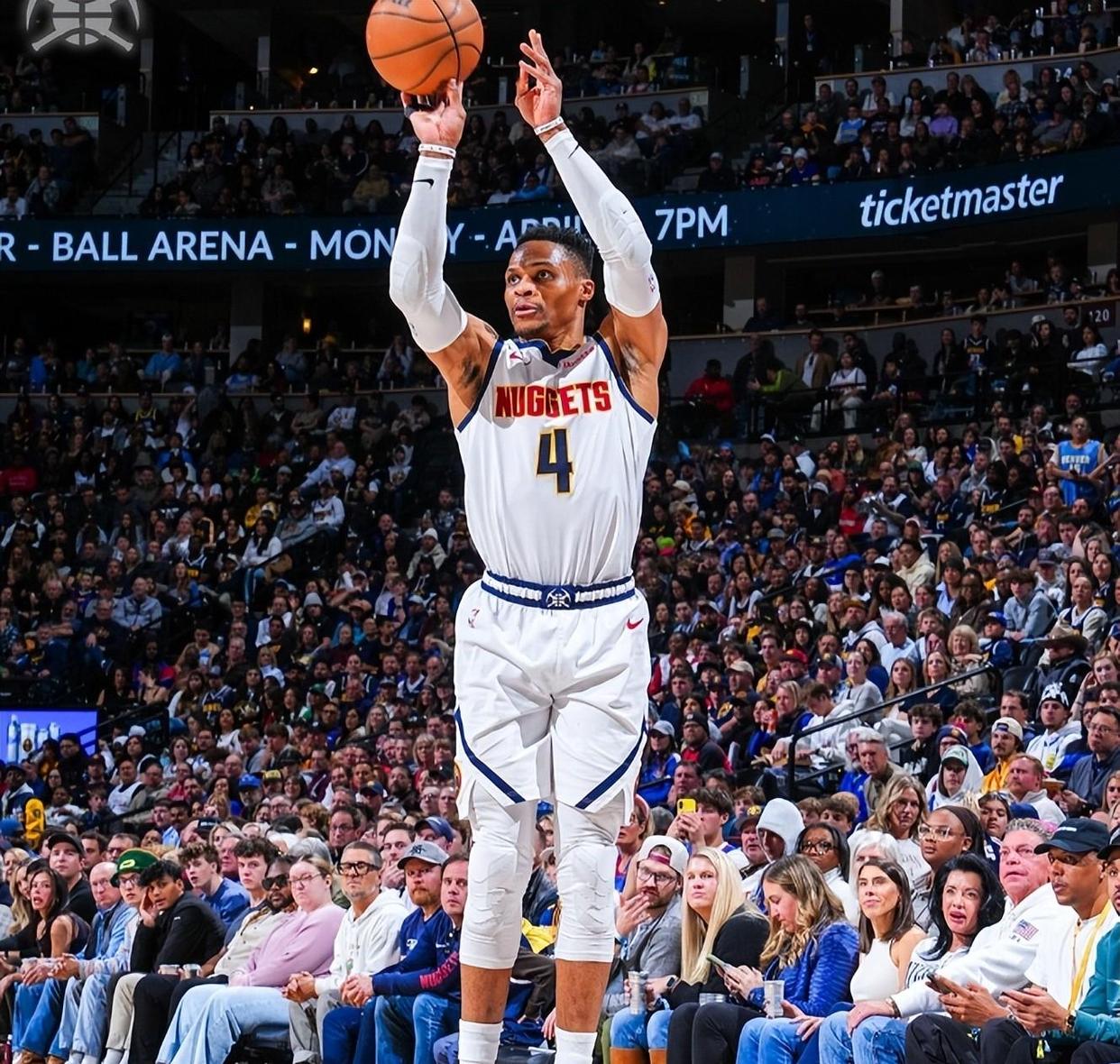 关于奇才主帅透露球队备战策略：侧重防守提高进攻效率的信息