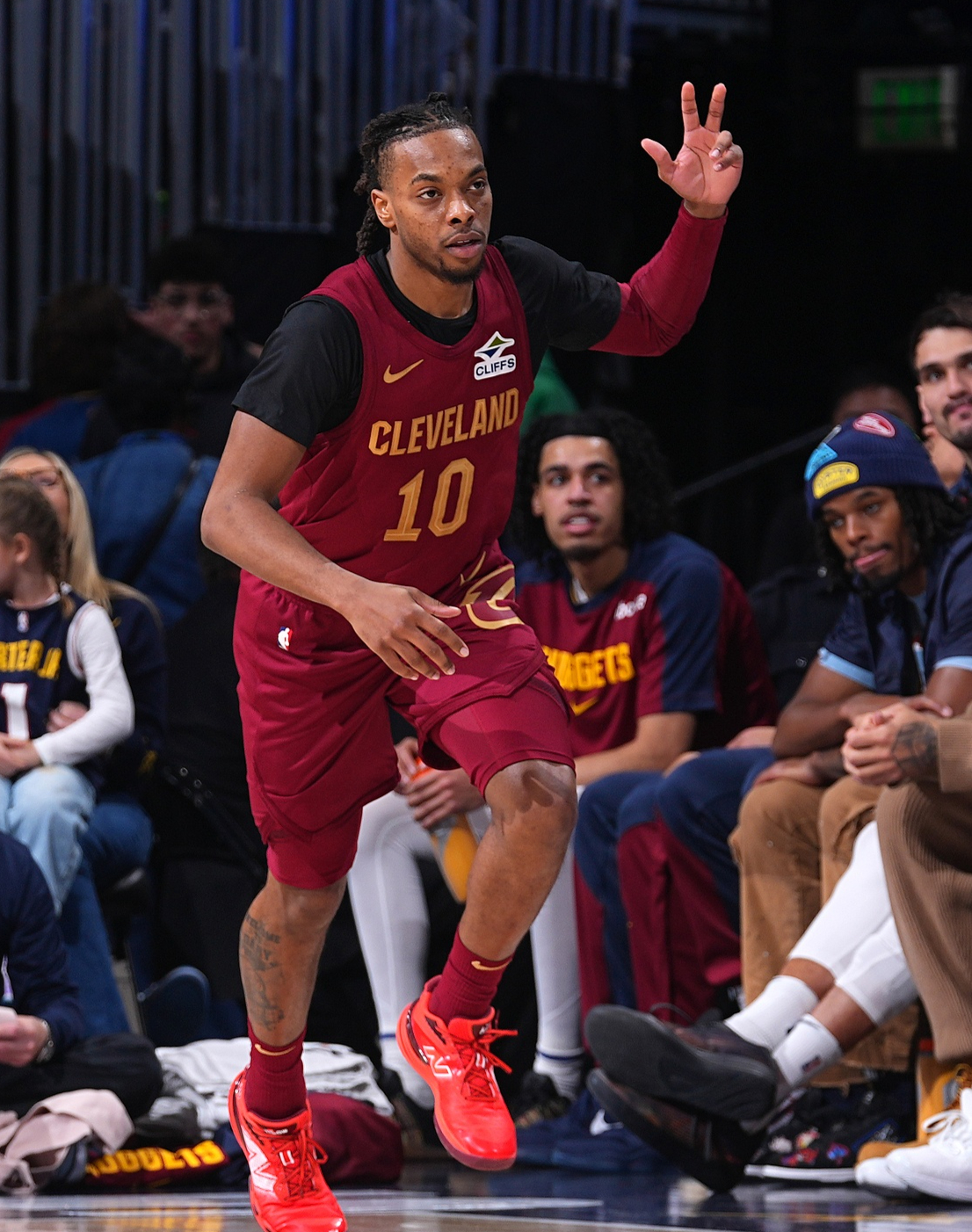 猛龙客场擒骑士，取得两连胜