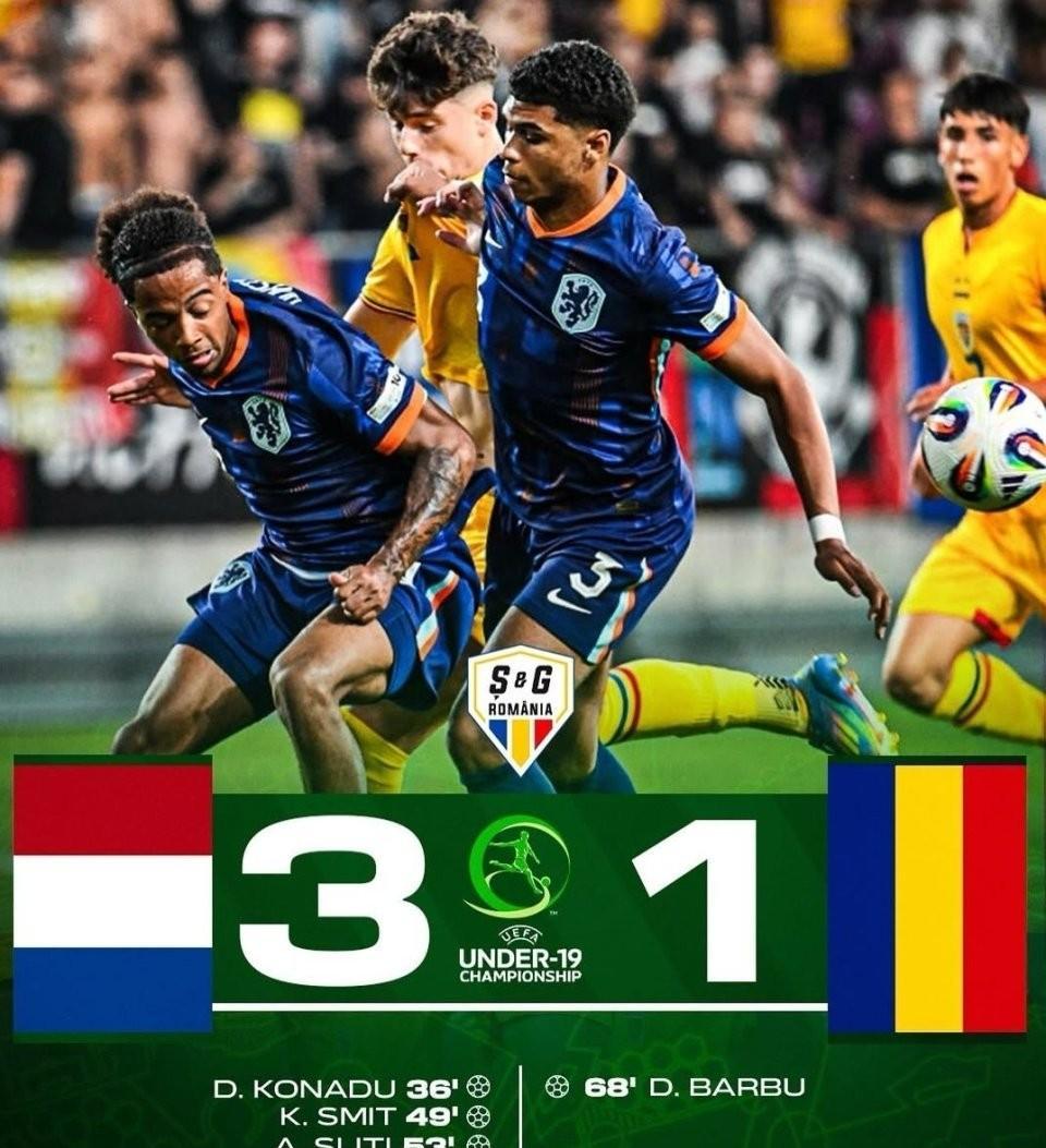 荷兰队实现逆转，晋级下一轮比赛