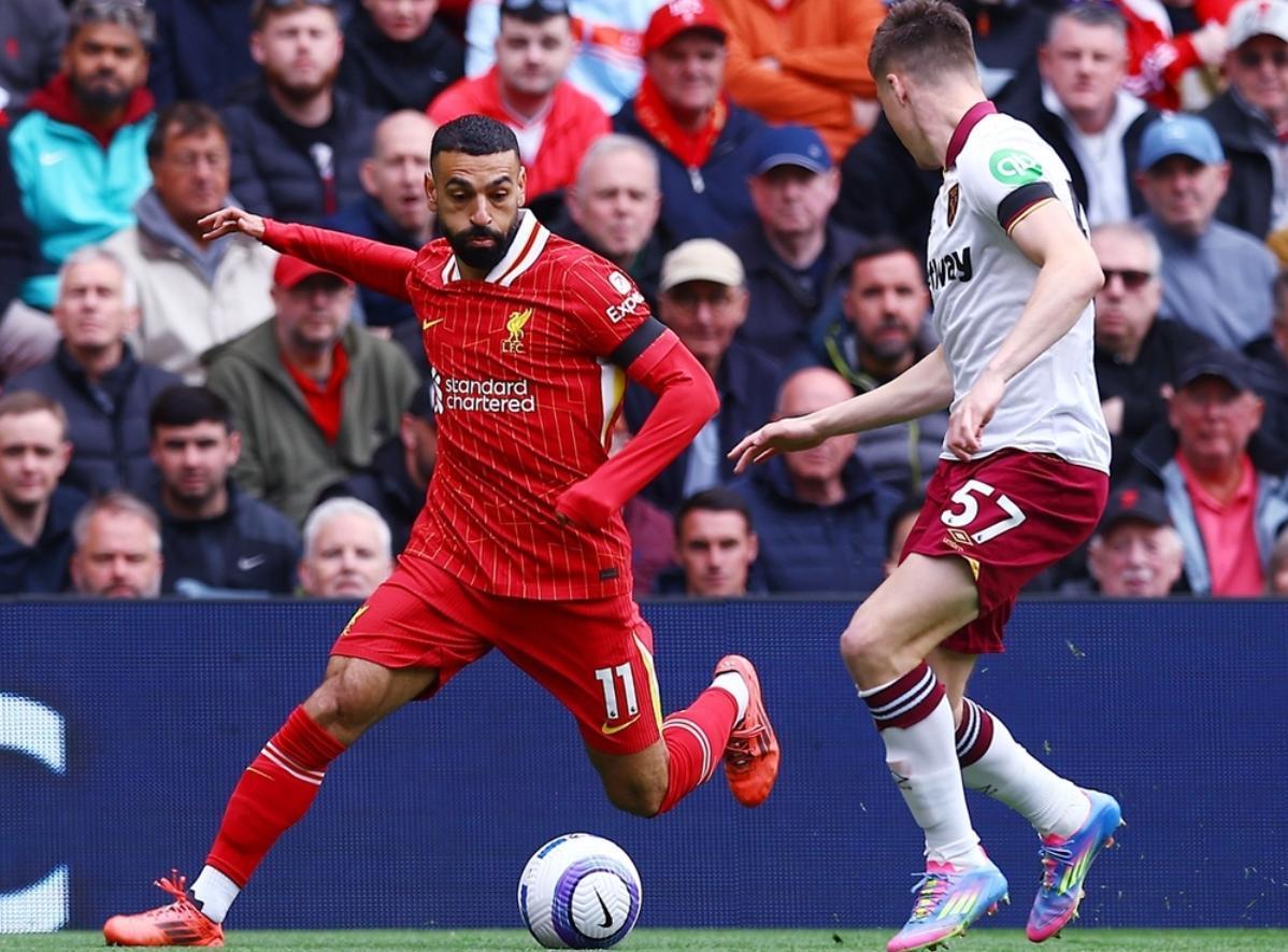 利物浦客场逆转,锁定小组第一 利物浦客场逆转,锁定小组第一